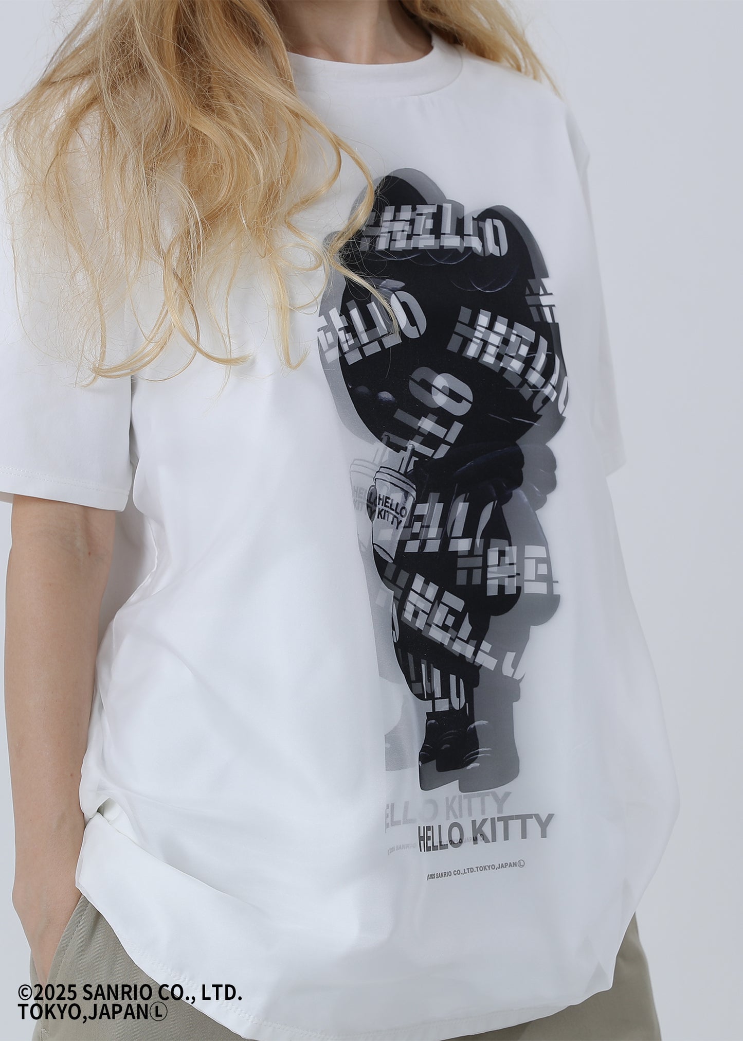 HELLO KITTY "HELLO-HOODIE" WHITE TR-054