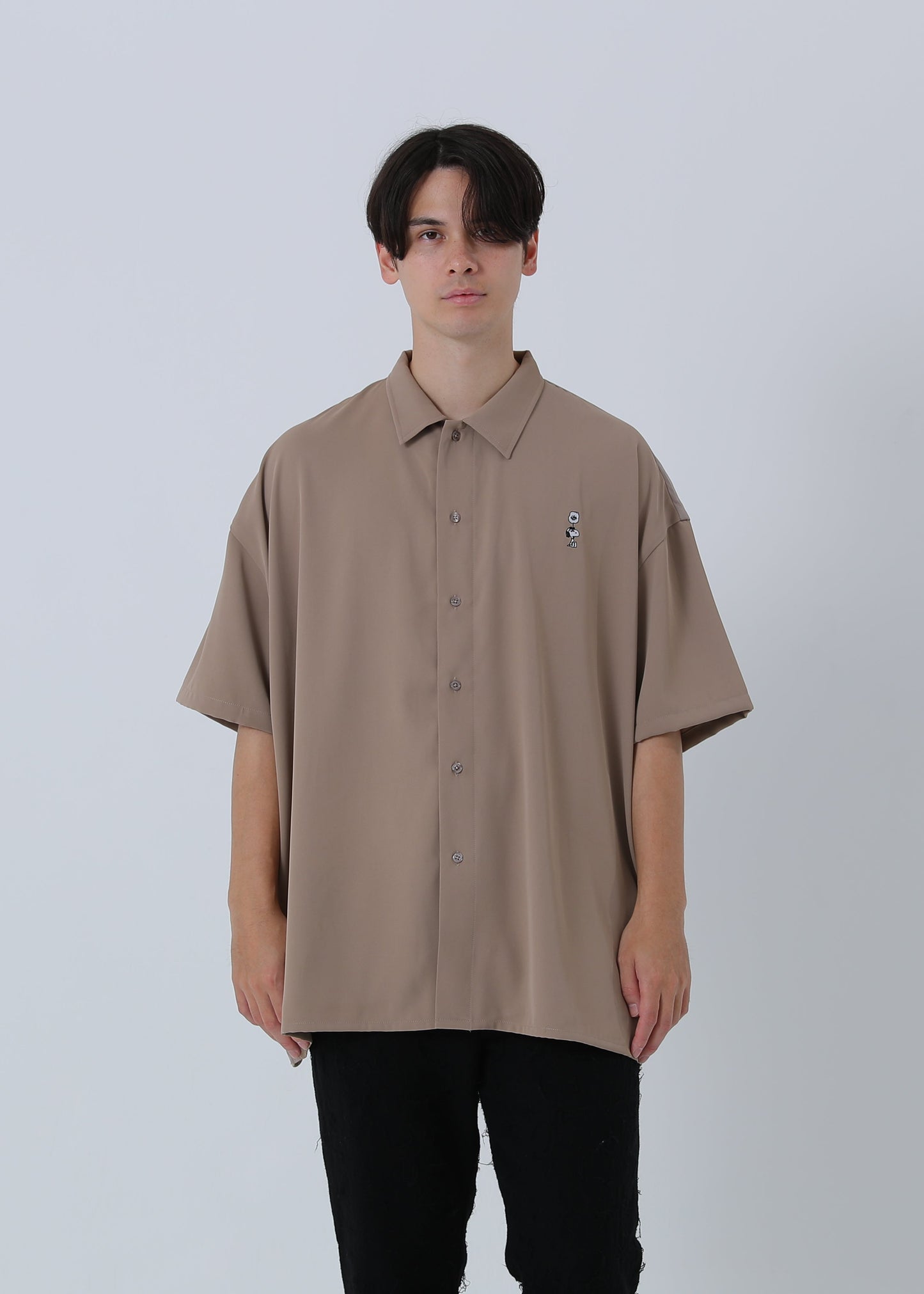PEANUTS SNOOPY ON THE BEACH TR-101 BROWN