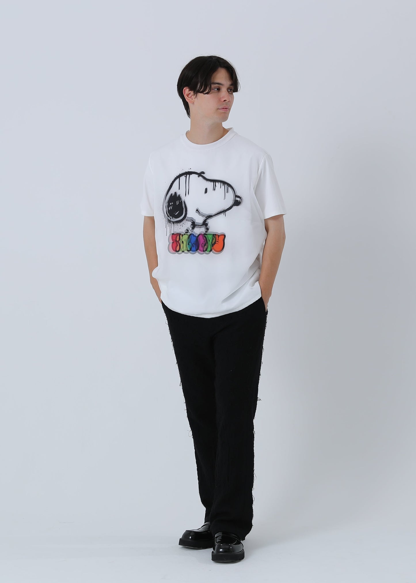 PEANUTS SNOOPY SPRAY ART TR-056 WHITE
