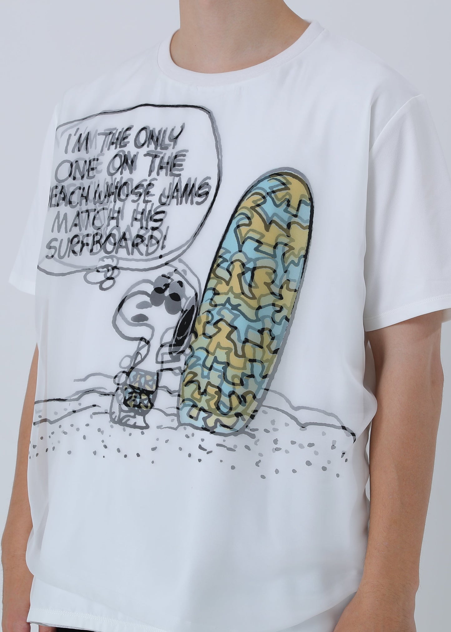 PEANUTS SNOOPY ON THE BEACH TR-099 WHITE