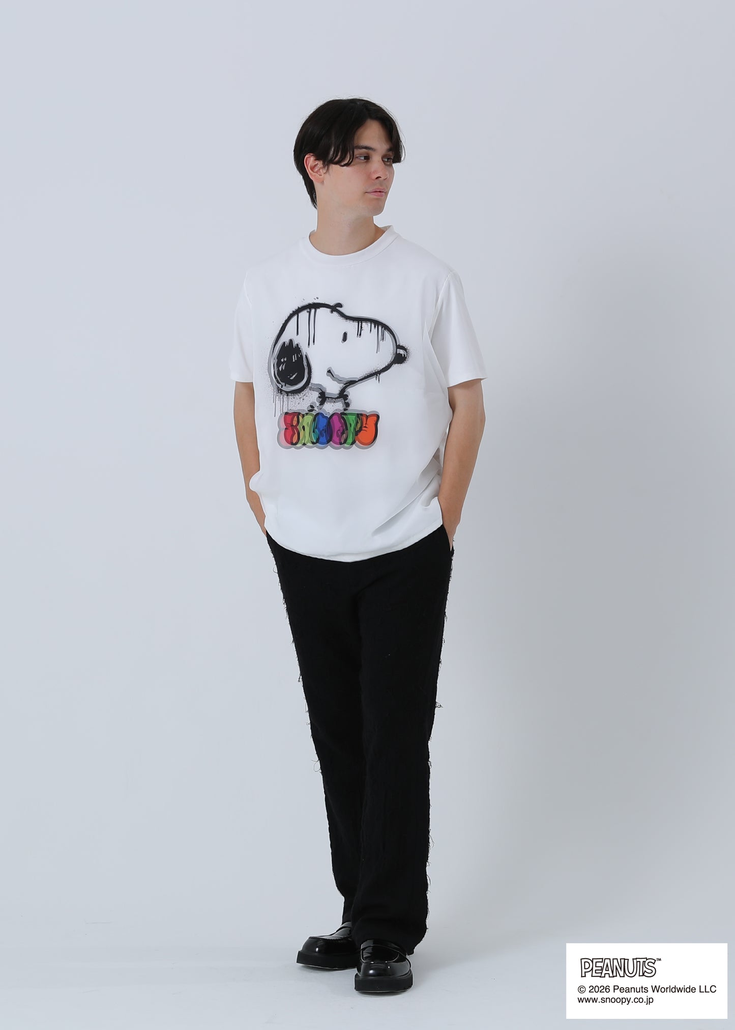 PEANUTS SNOOPY SPRAY ART TR-056 WHITE